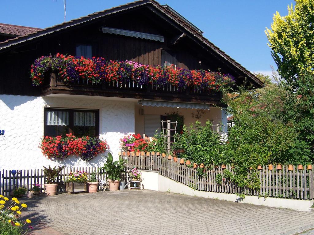 Haus Schmid Apartment Innernzell Exterior photo